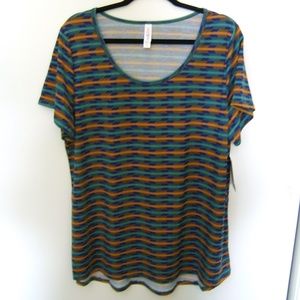 BNWT 2xl LulaRoe Classic Tee